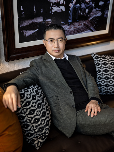 KEVIN LIU